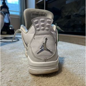 Jordan 4 Pure Money